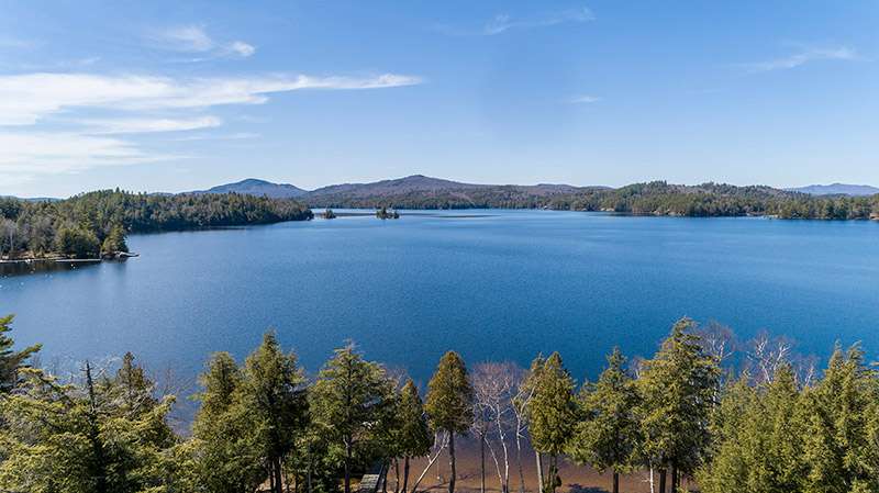 Alpenglow Lakeside Lodge A LowerSaranac 1