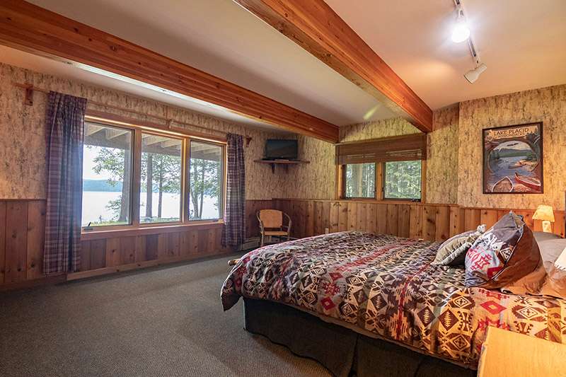 Alpenglow Lakeside Lodge Bedroom LowerFloor 1