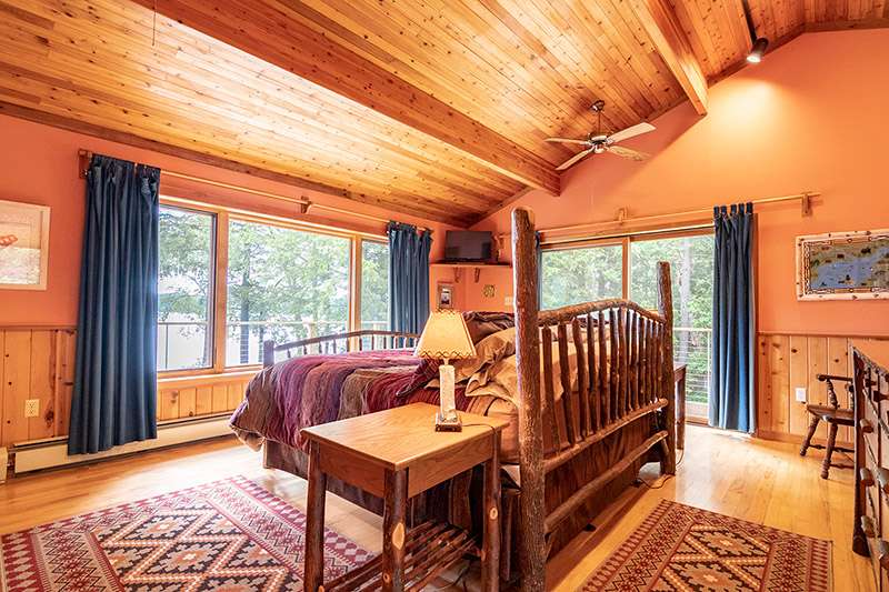 Alpenglow Lakeside Lodge Bedroom Master 1
